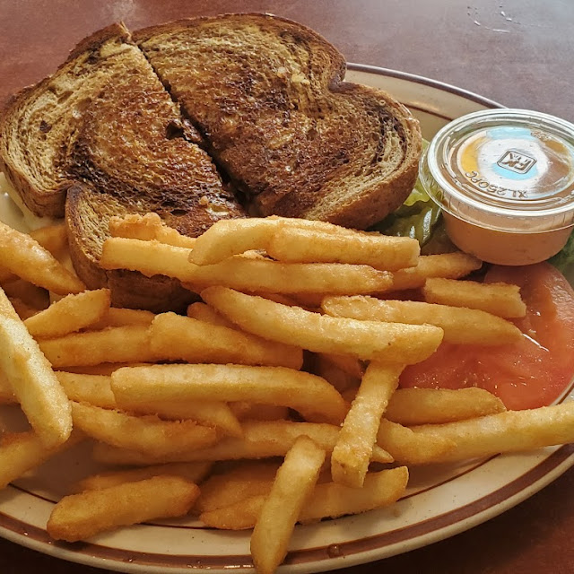 Grilled Cheese & Fries