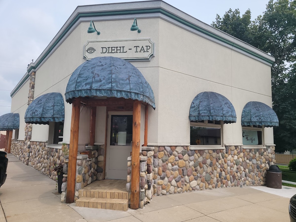 Cousins Bar and Grill
