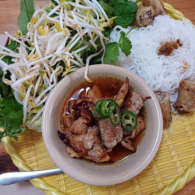 Bun Nem Cha