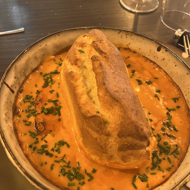 Quenelle