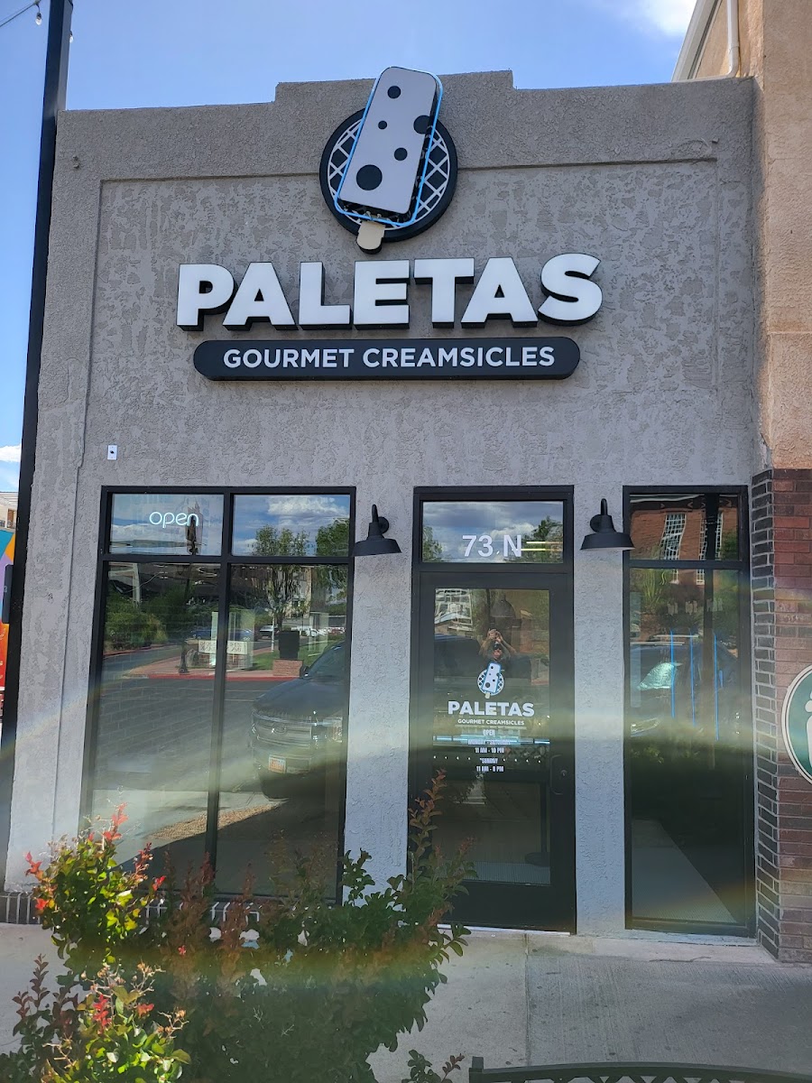 Paletas gourmet creamsicles