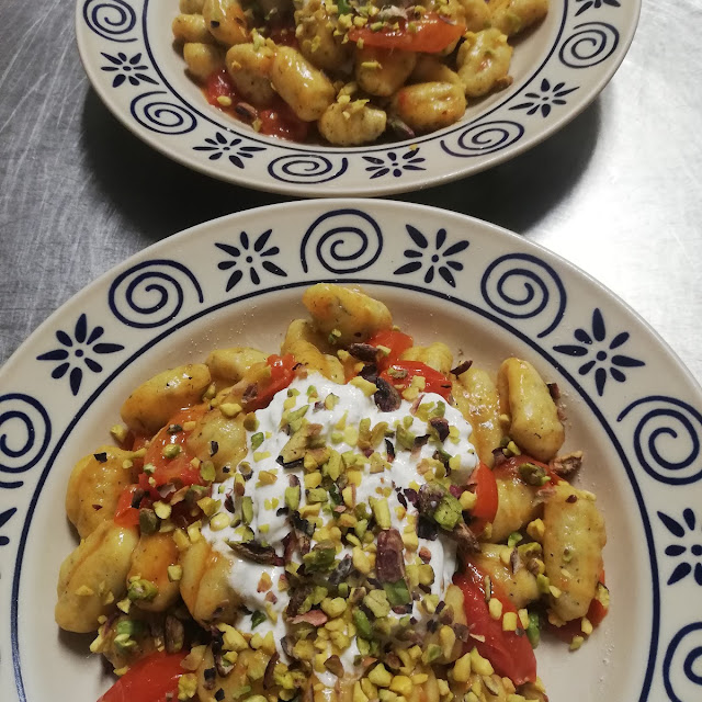 Gnocchi Al Pomodoro Stracciatella E Pistacchio