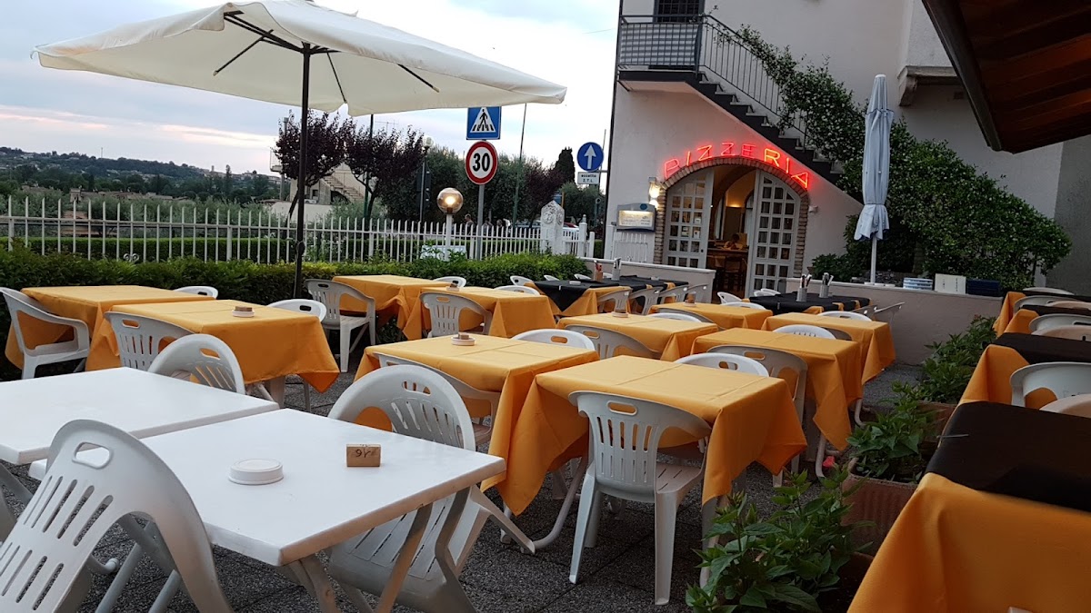 Cavour 11 Ristorante-Pizzeria
