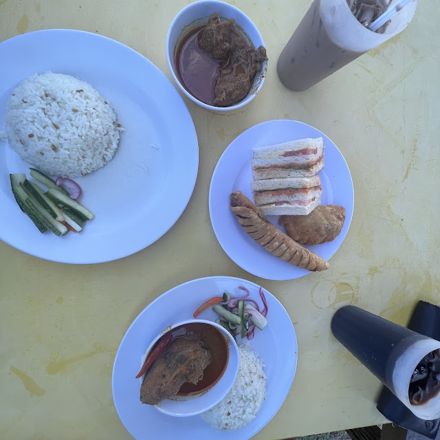 Nasi Dagang Gulai Daging