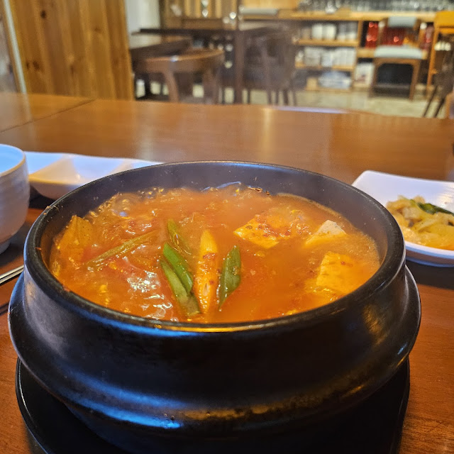 Kimchi Jjigae