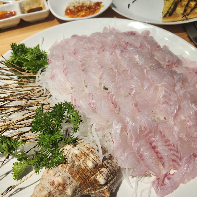 활어회 Lapu Lapu Sashimi