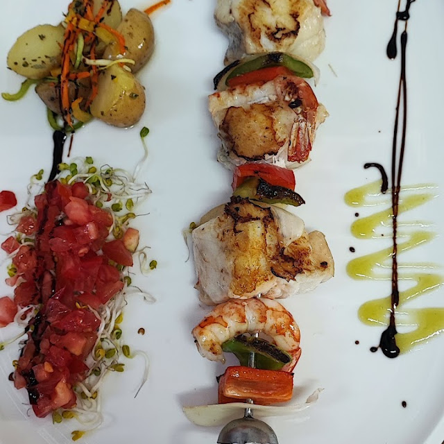Brocheta de Rape A la Espalda