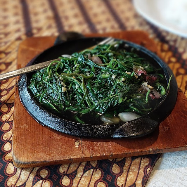 Kangkung Hot Plate