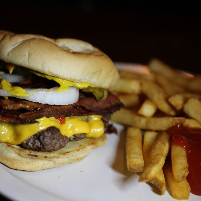 Bacon Cheeseburger