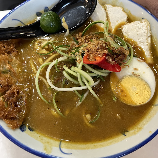 Mee Rebus Fried Chicken