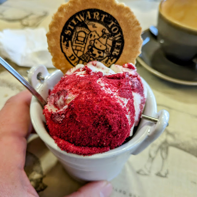 Crushed Candy Floss Clown Nose Raspberry