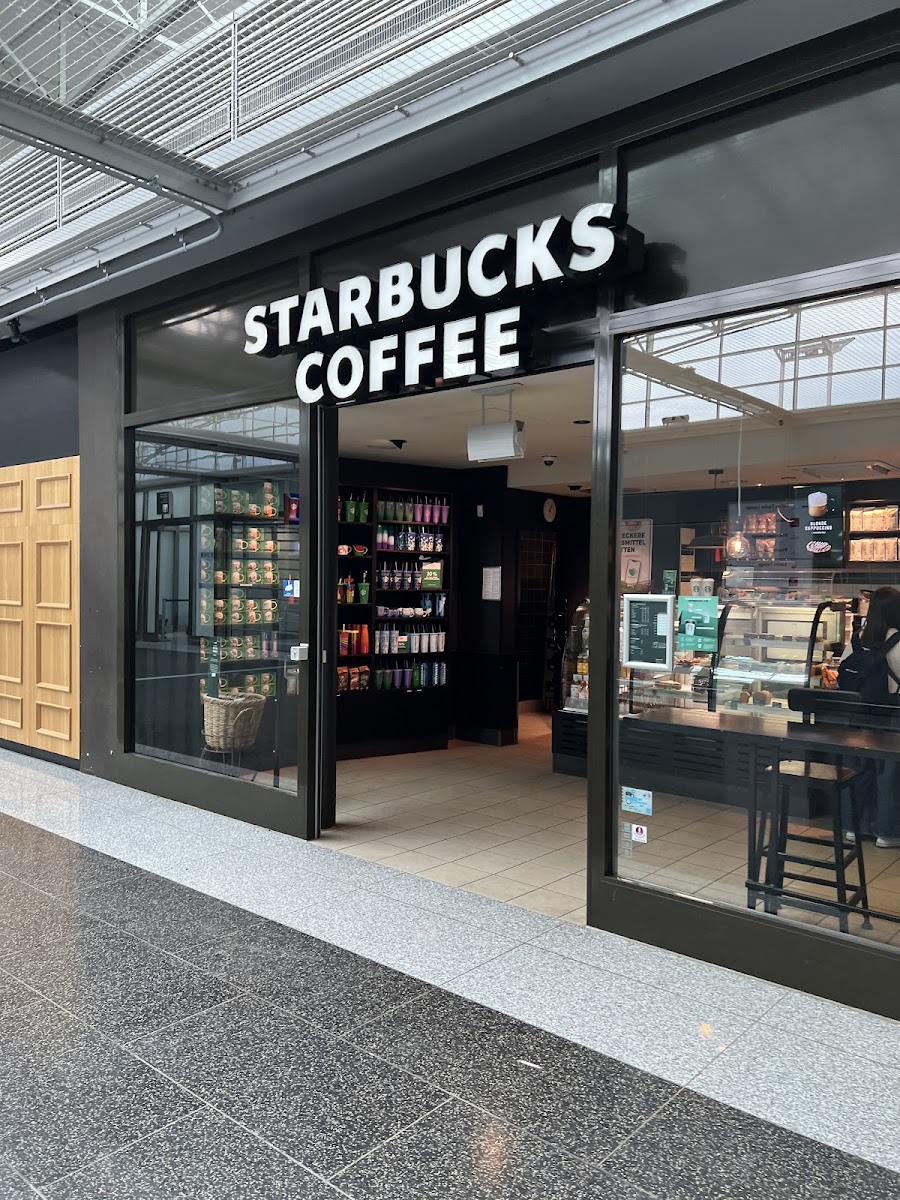 Starbucks Airport Airside T1 Halle B