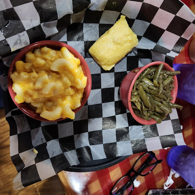 Mac and Cheese Cornbread and Green Beans