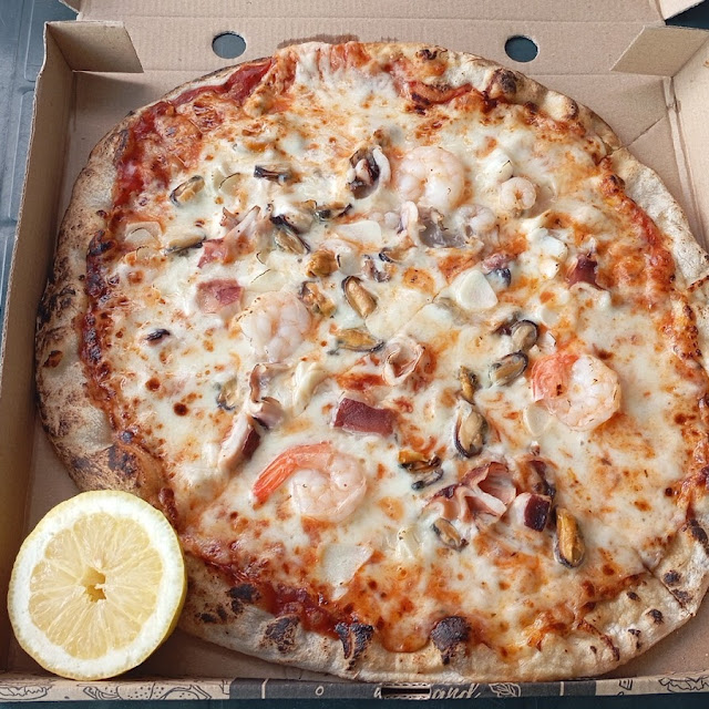 Pizza Cu Fructe De Mare
