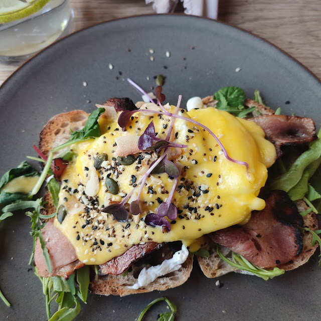 Bacon Benedict