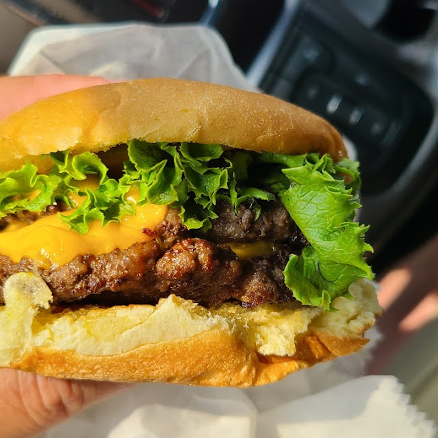 Double Cheeseburger