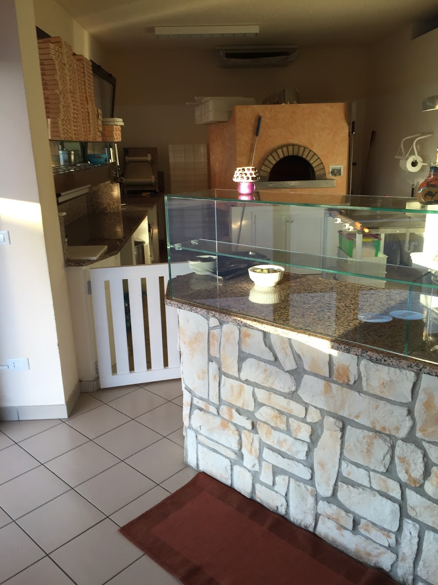 Pizzeria Gustami' Di Damiano Cavestro