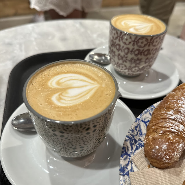 Brioche Alla Crema E Cappuccio