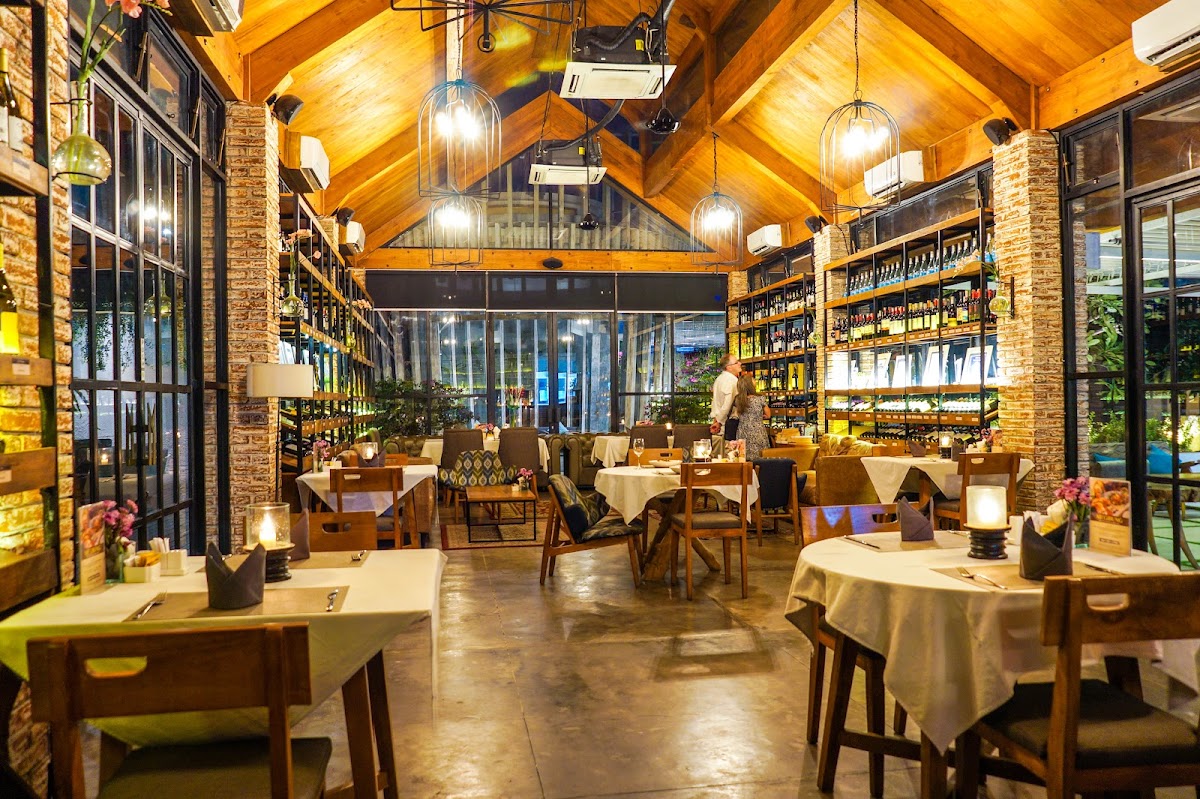 Mase Kitchen & Bar