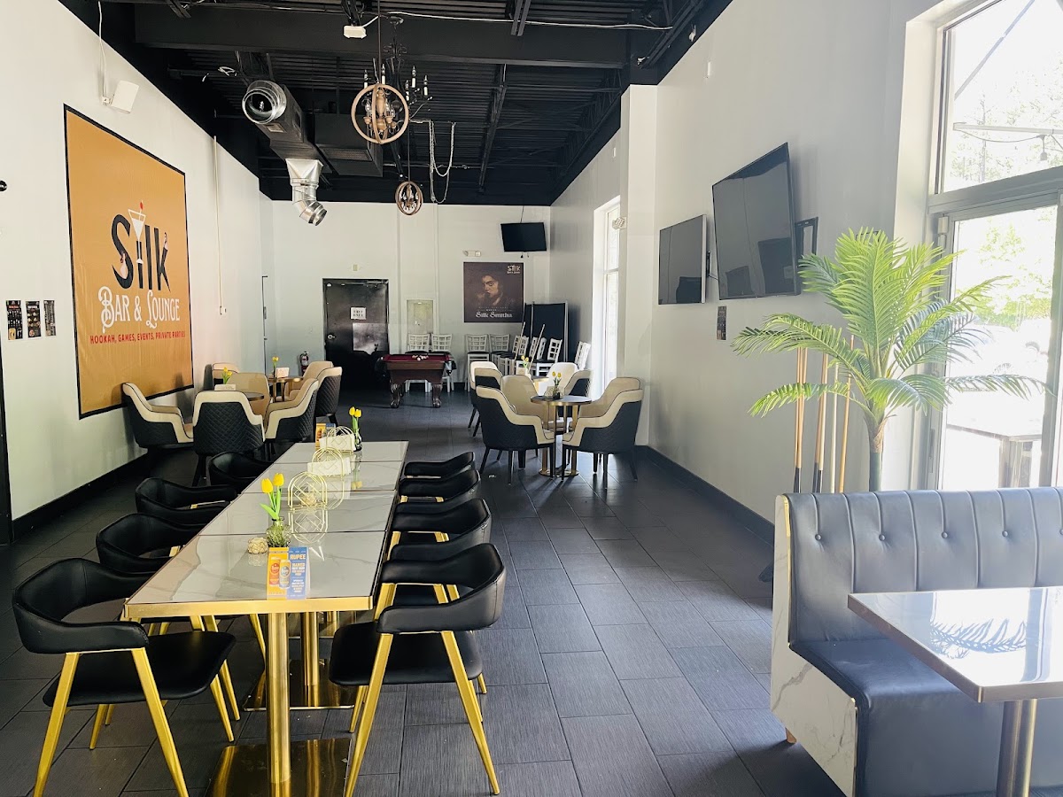 Silk Bar & Hookah Lounge