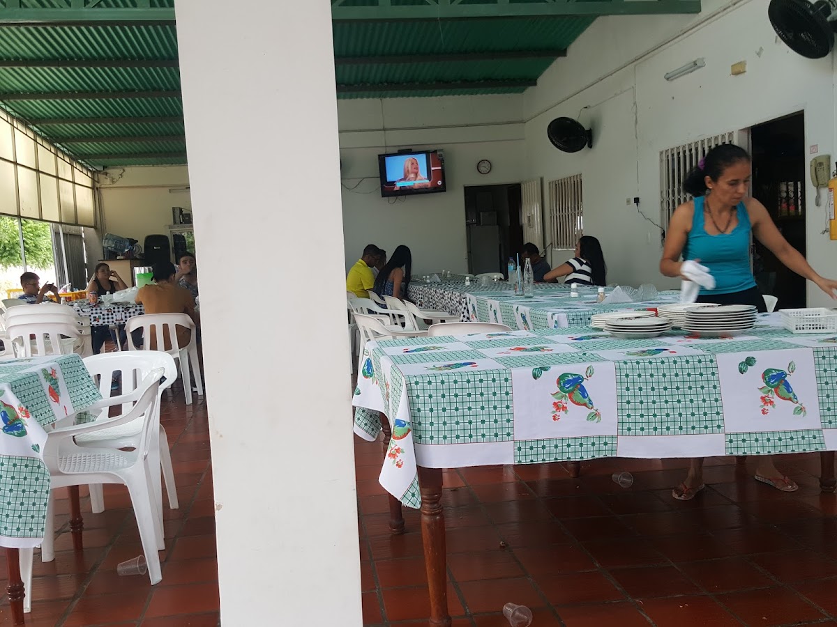 RESTAURANTE LA GALLINA CRIOLLA