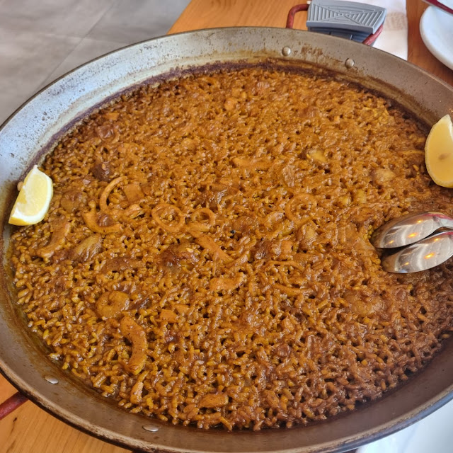 Arroz de Secreto Ibérico Y Ajetes