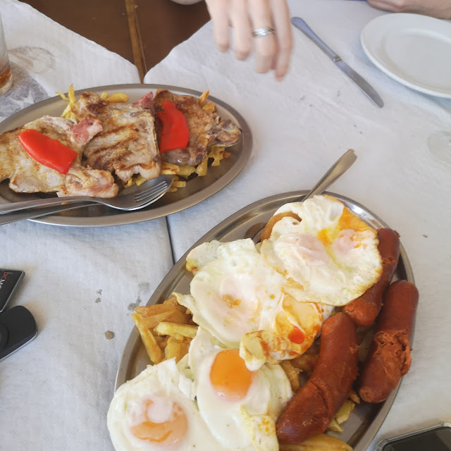 Chorizo A la Sidra Y Carne Guisada