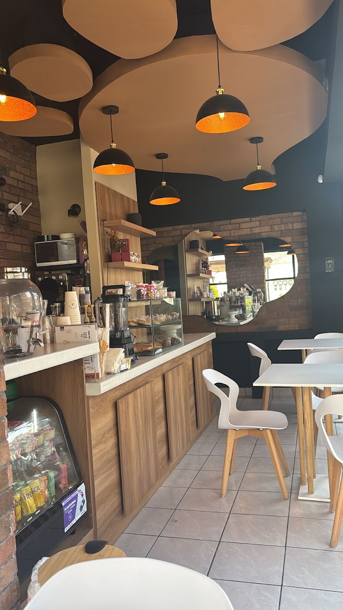 ROMINA CAFE