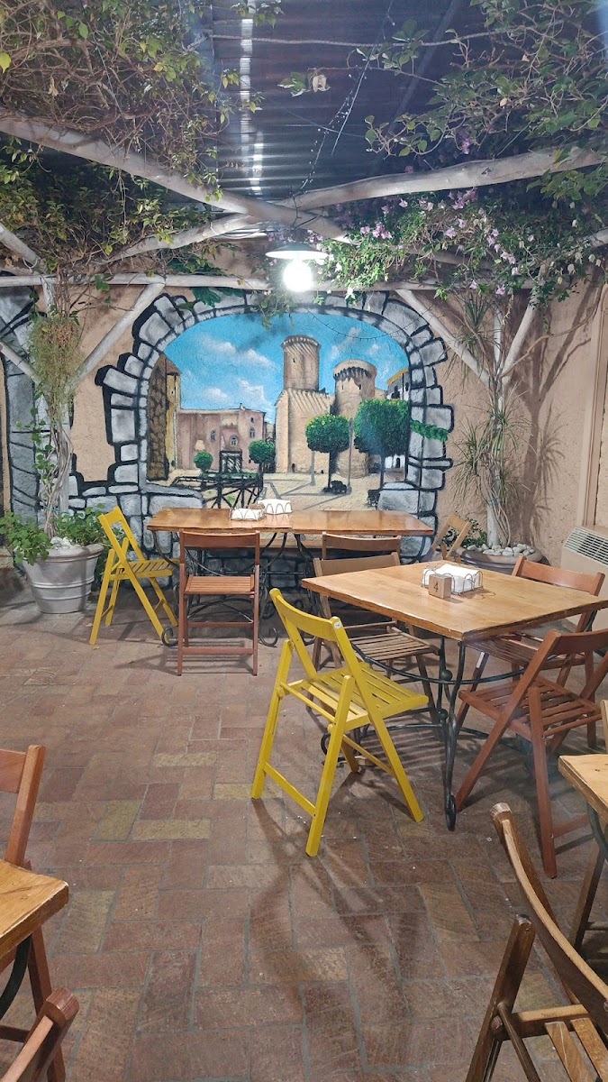 Pizzeria L anfiteatro