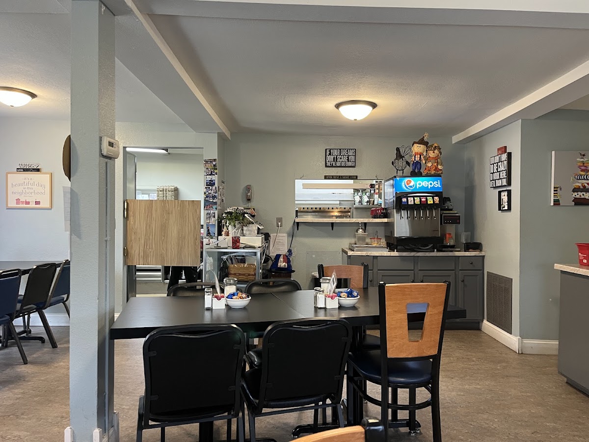 DEETTE'S DREAM DINER