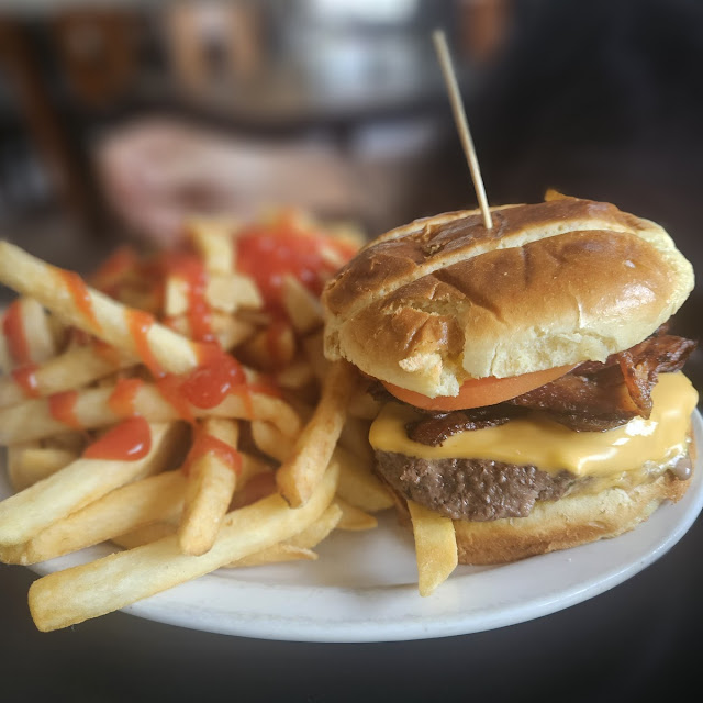 Bacon Swiss Hamburger