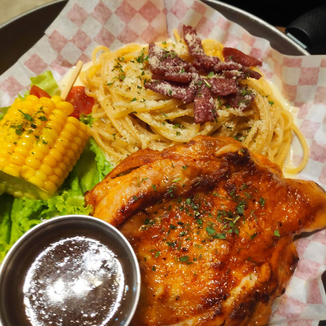 Spaghetti Carbonara Grilled Chicken