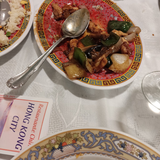 Pollo Con Almendras