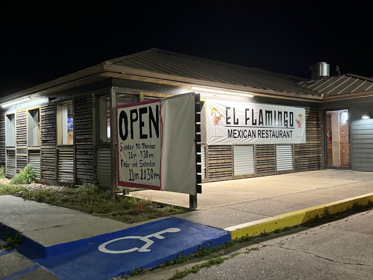 El Flamingo Mexican Restaurant & bar
