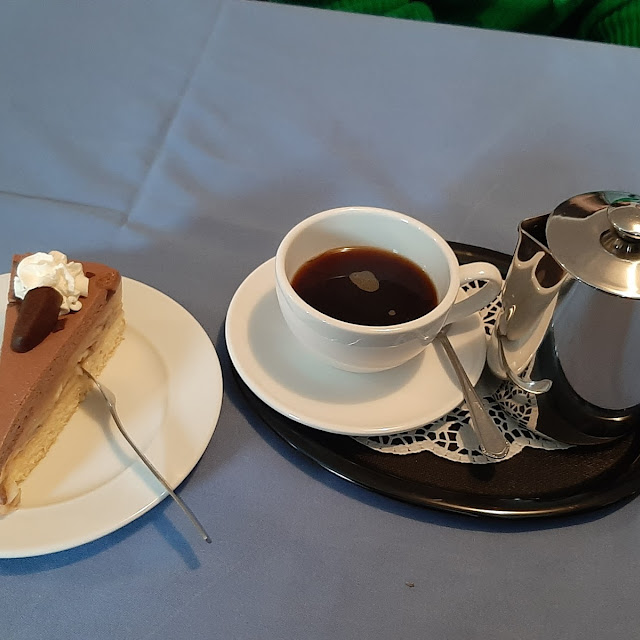 Bananen Schokolade Sahne Torte