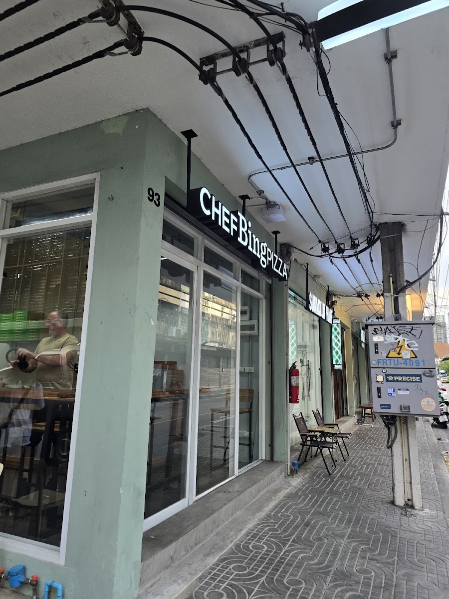 Chef Bing Pizza Thonglor