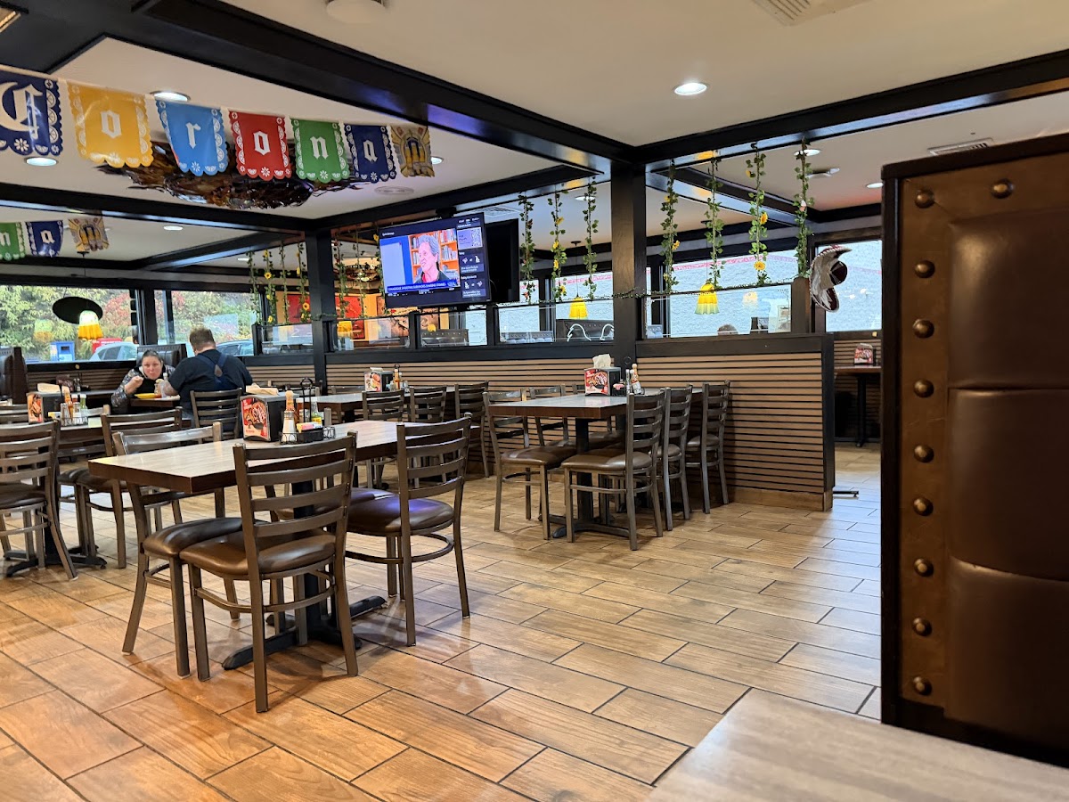 Huapanguero Mexican Grill and Bar