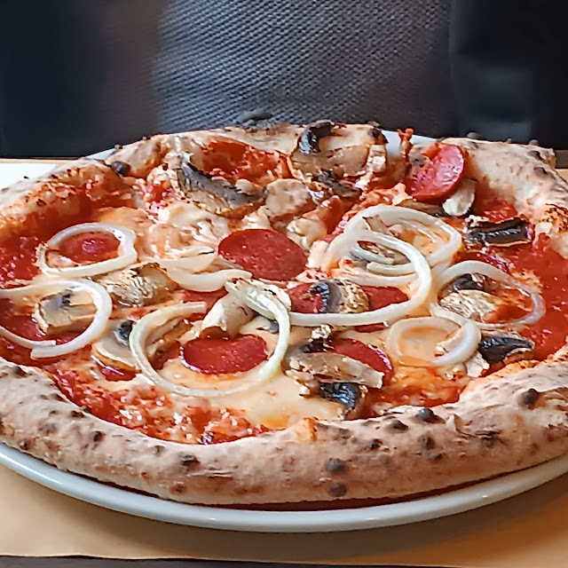 Pizza Belvedere
