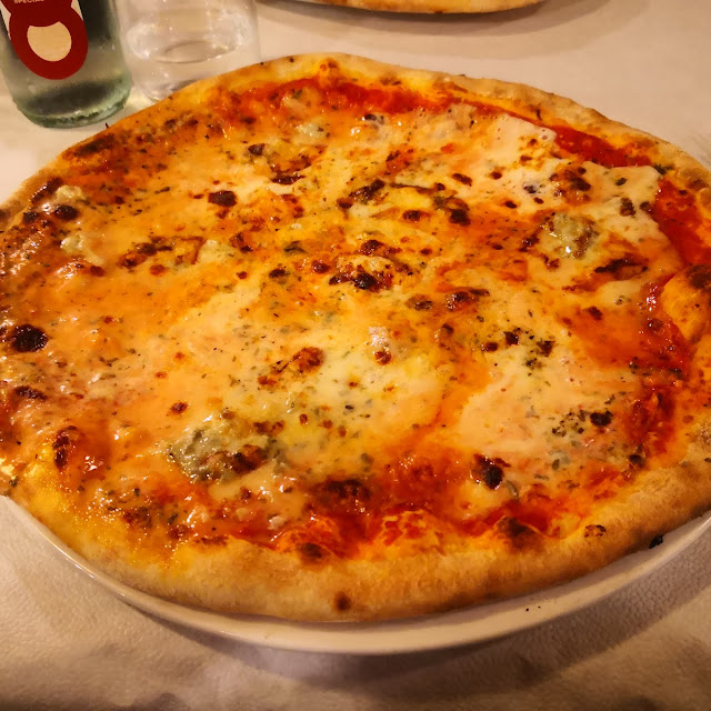 Pizzas Tiramissu I Margarita Com Patatina