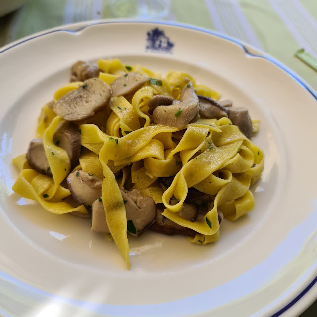 Tagliatelle Al Tartufo
