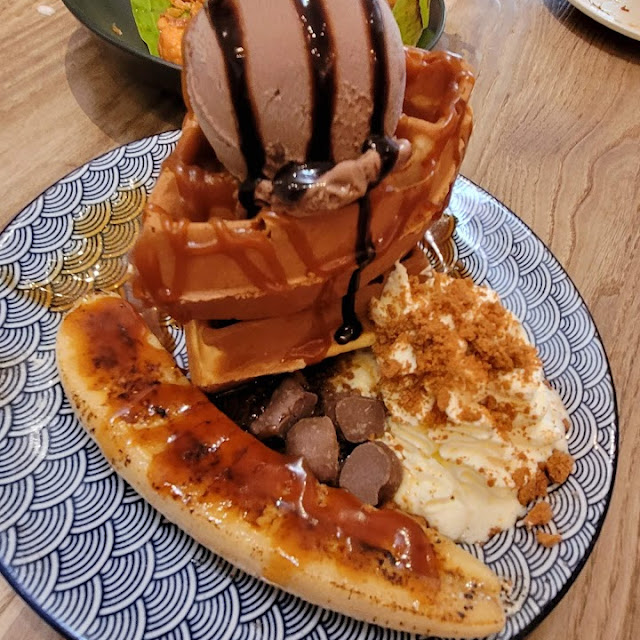 Waffle Sundae