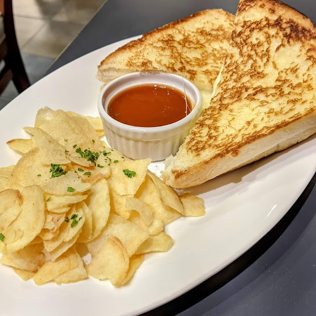 Grilled Cheese Sandwich