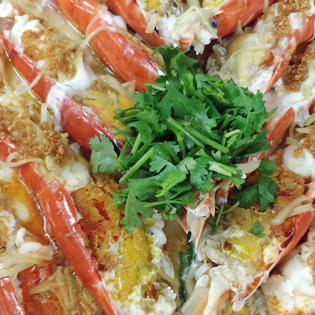 Prawn with Eggs
