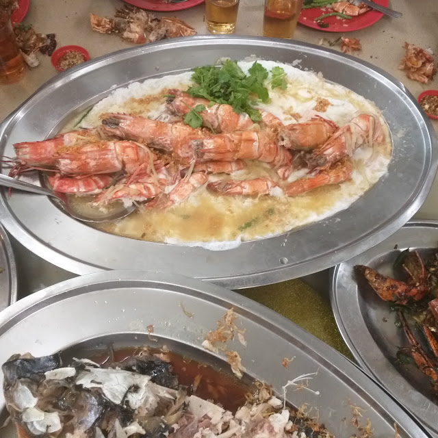Steam Prawns with Eggs
