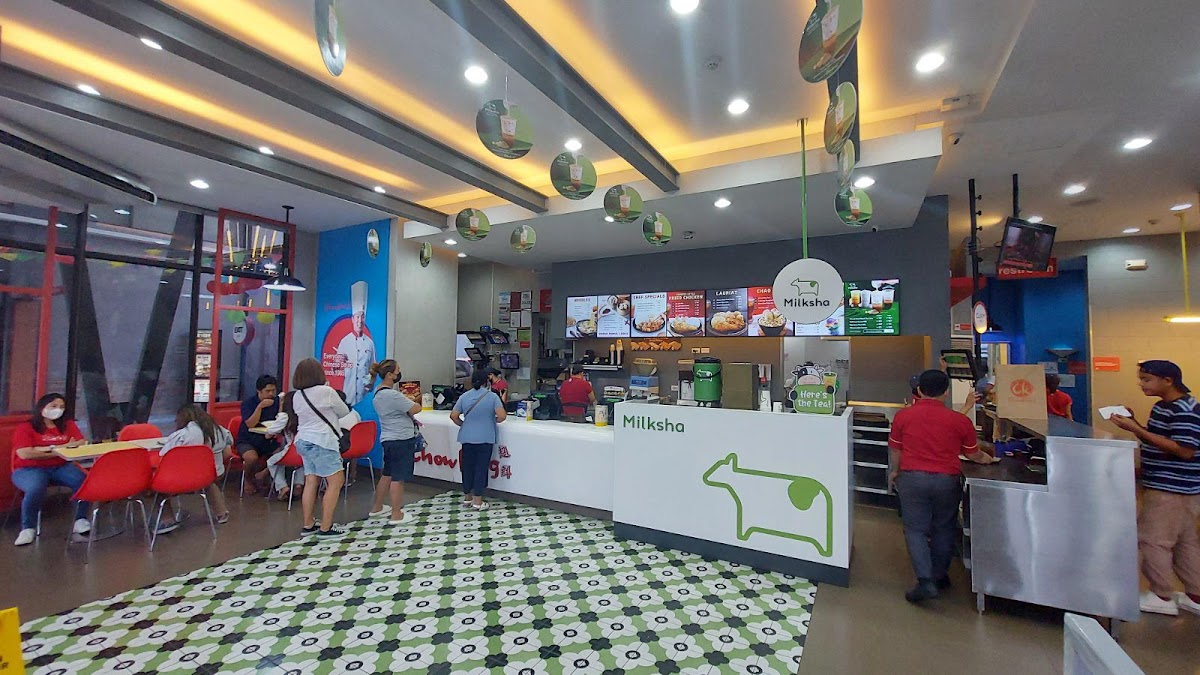 CHOWKING PETRON SLEX SB DT SAN PEDRO
