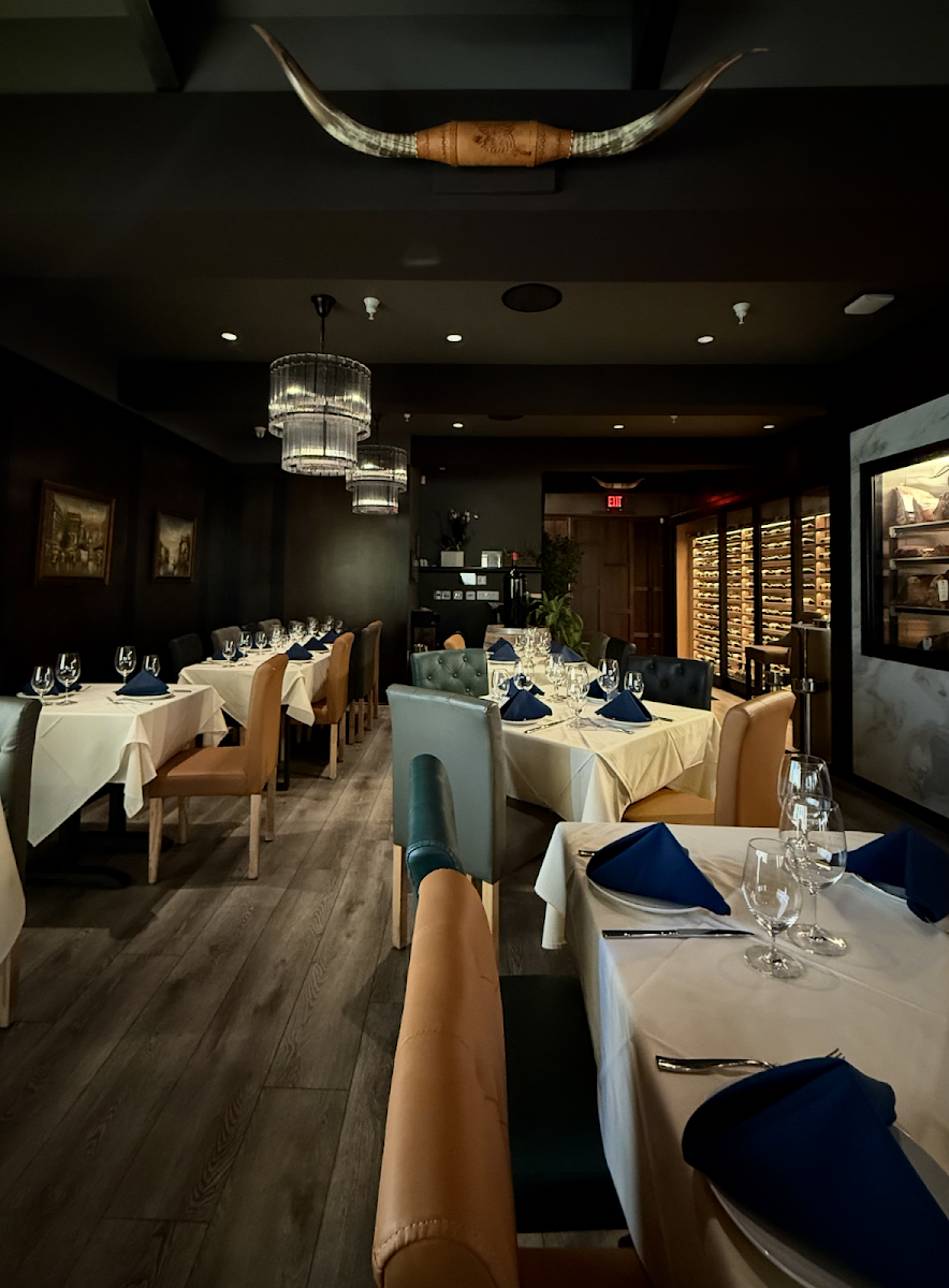 Old Oaks Steakhouse