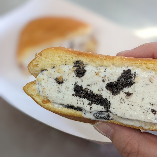Duckwich with Cookies and Cream Ice Cream