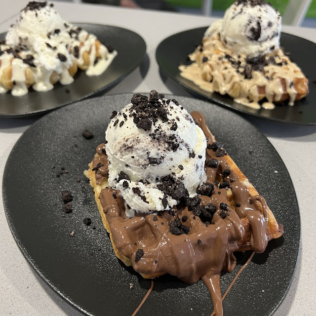 Gofre de Nutella Con Helado de Oreo