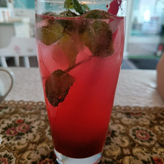 Strawberry Lemonade
