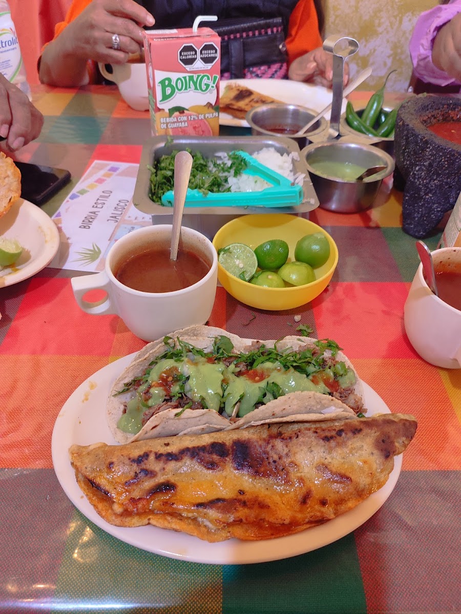 Deliciosa Birria Al Estilo Jalisco